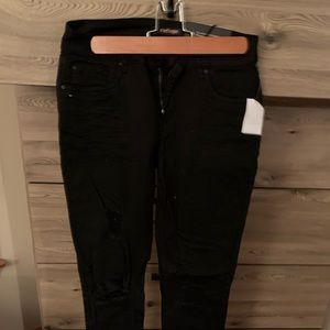 Refuge skinny boyfriend jeans, black, size 4, NWT